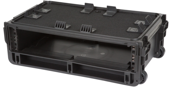 Injection Molded 2U Studio Flyer Rack Case